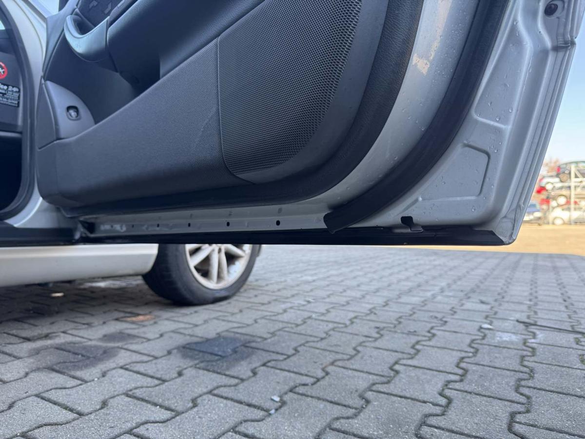 Mercedes Sportcoupe CL203 original T&uuml;r rechts 744 Brillantsilber Rohbau Bj.2003